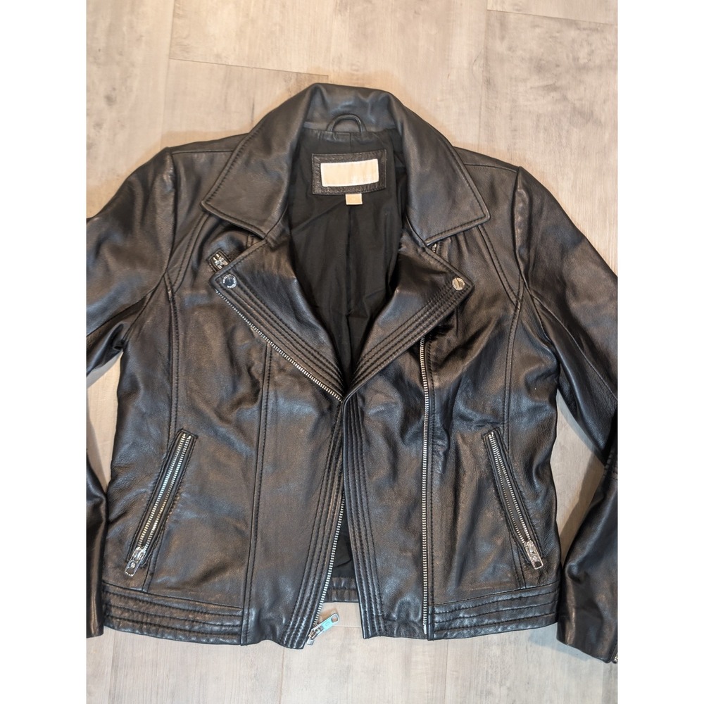 Michael Kors Black Leather Moto Jacket Quilted Shoulders Silver Hardware Medium